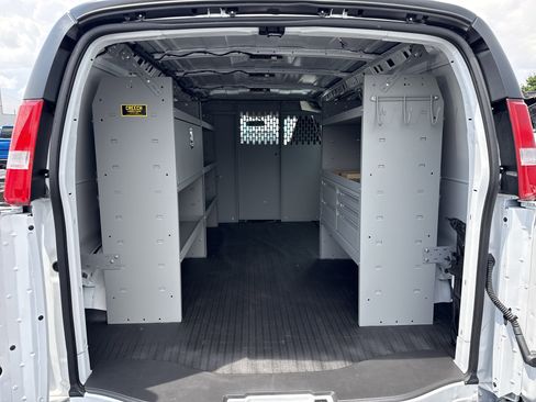 New 2025 Chevrolet Express 2500 w/ Driver Convenience Package image 23