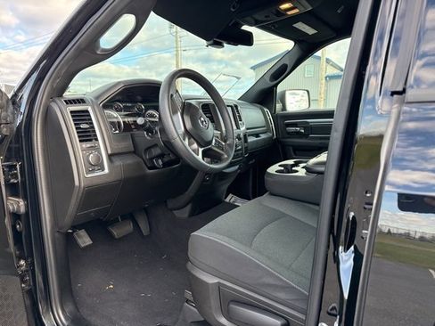 Used 2022 RAM 1500 Classic Warlock w/ Electronics Group image 7