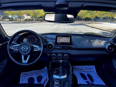 Used 2018 MAZDA MX-5 Miata Grand Touring image 32