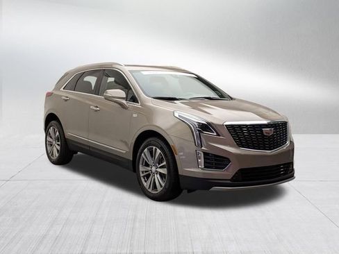 Certified 2023 Cadillac XT5 Premium Luxury image 3