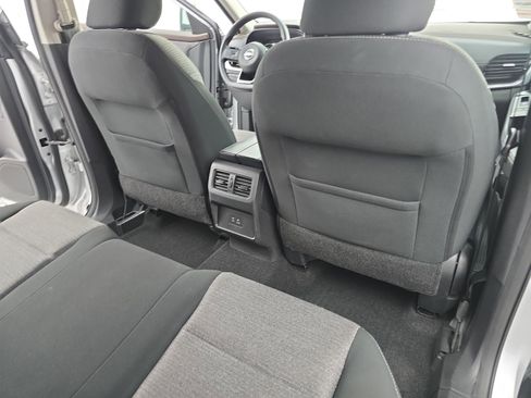 Certified 2022 Nissan Rogue SV image 11