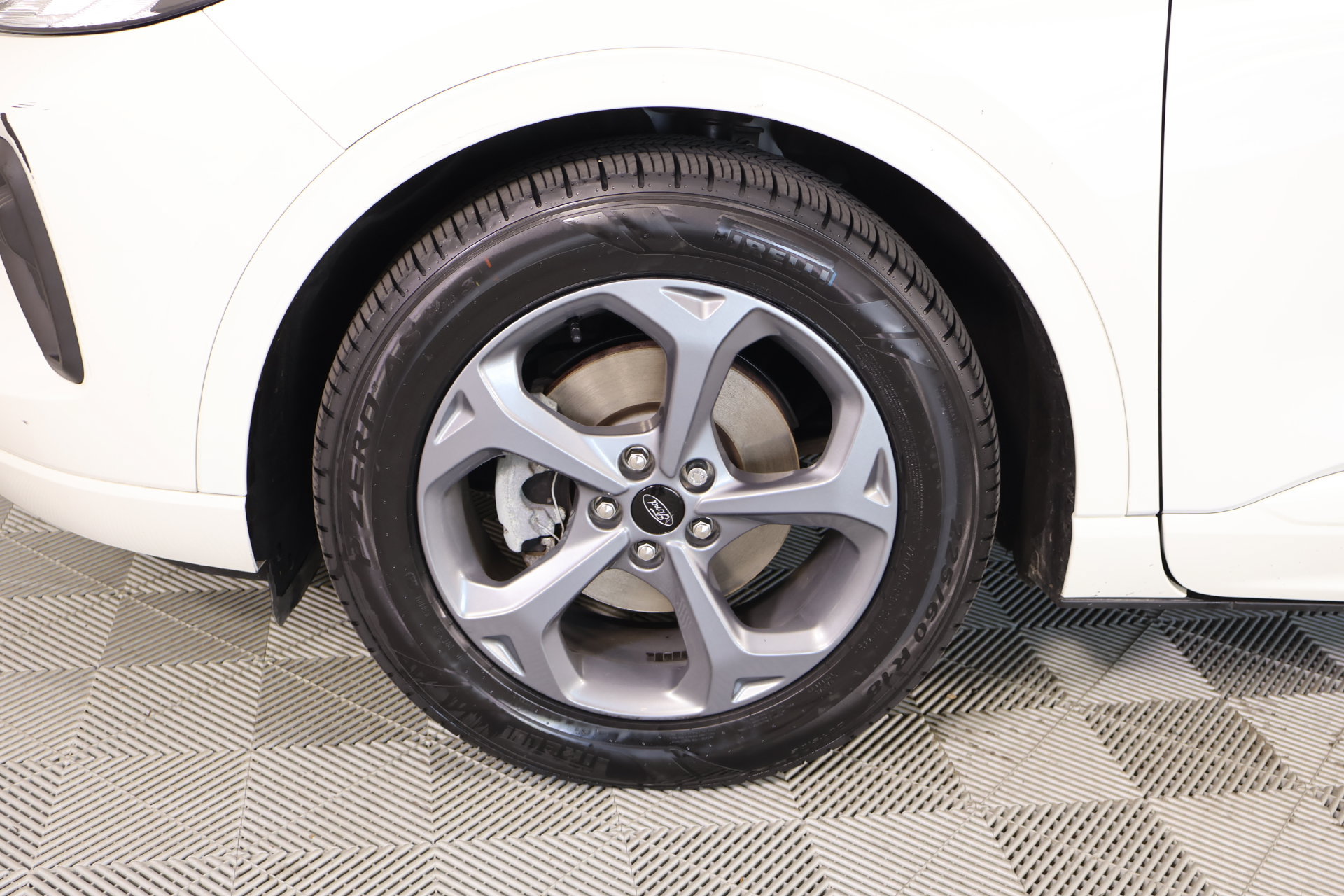 Used 2023 Ford Escape ST-Line FWD image 19