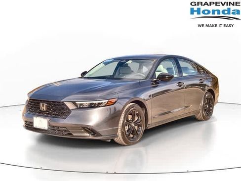 Certified 2025 Honda Accord SE image 1