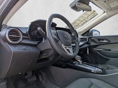 New 2026 Chevrolet Trax ACTIV w/ Driver Confidence Package image 9