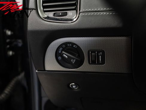 Used 2018 Dodge Durango SRT w/ SRT Interior Appearance Group image 30