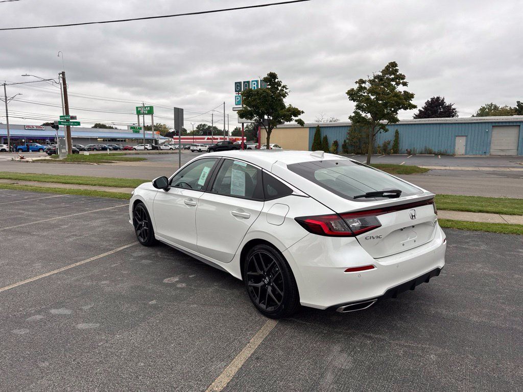 Certified 2024 Honda Civic Sport Touring image 7