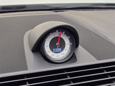 Used 2018 Porsche Panamera 4S Executive w/ Sportdesign Package image 36