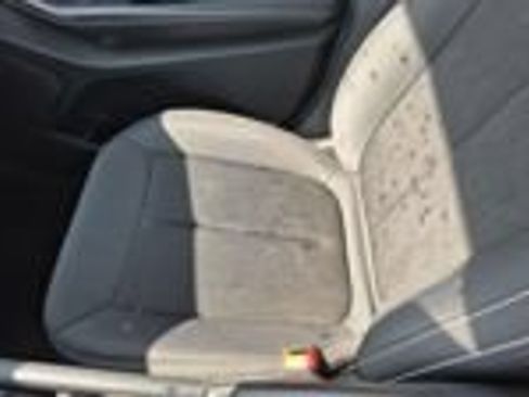 Used 2024 Jeep Grand Cherokee Laredo RWD image 17