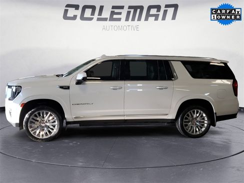 Used 2024 GMC Yukon XL Denali image 2