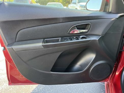 Used 2014 Chevrolet Cruze LT w/ RS Package FWD image 23