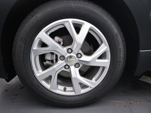 Used 2020 Chevrolet Equinox Premier FWD image 14