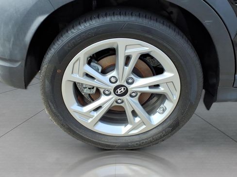 Used 2023 Hyundai Kona SEL w/ Cargo Package AWD/4WD image 5