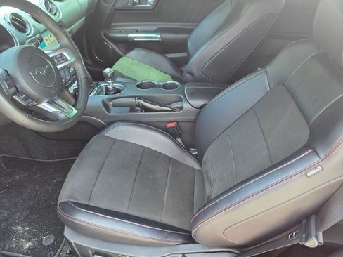 Used 2016 Ford Mustang GT Premium RWD image 35
