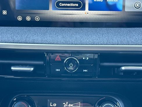 New 2026 Nissan Kicks SV image 21