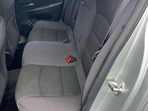 Used 2015 Chevrolet Cruze LT FWD image 23