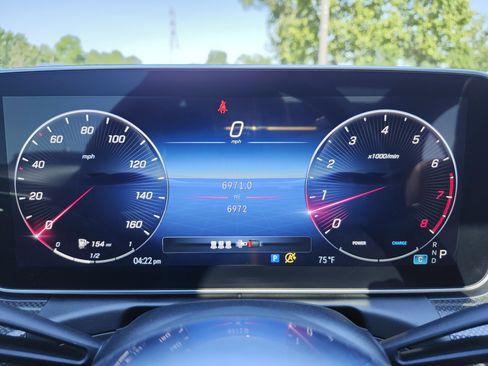 Used 2023 Mercedes-Benz C 300 4MATIC Sedan image 30