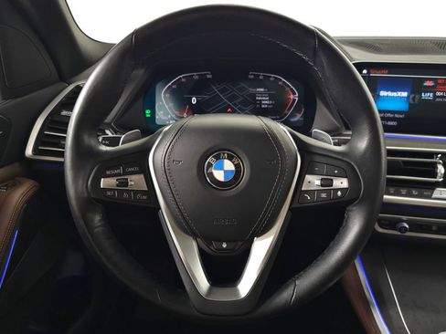 Certified 2023 BMW X5 xDrive40i w/ Luxury Seating Package AWD/4WD image 19