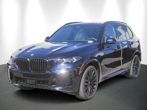 Used 2026 BMW X5 sDrive40i w/ M Sport Package RWD image 3