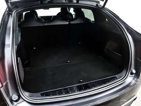 Used 2022 Tesla Model X image 20