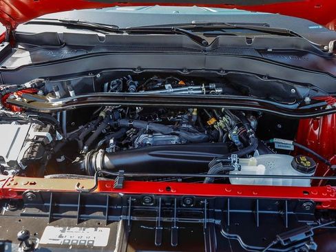 Used 2025 Ford Explorer ST-Line w/ ST-Line Street Pack image 32