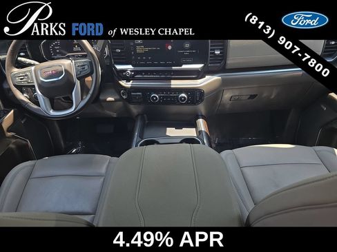 Used 2024 GMC Sierra 2500 SLT w/ SLT Premium Package AWD/4WD image 10