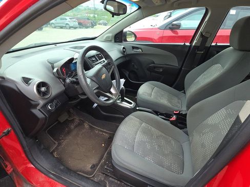 Used 2014 Chevrolet Sonic LS FWD image 8