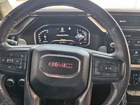 Used 2023 GMC Sierra 1500 AT4 w/ AT4 Premium Package AWD/4WD image 9