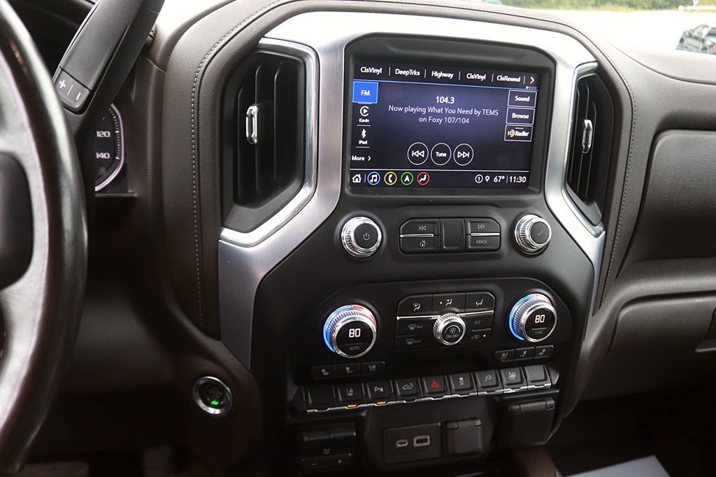 Used 2021 GMC Sierra 2500 SLT w/ SLT Preferred Package AWD/4WD image 21