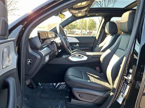 Used 2025 Mercedes-Benz GLE 350 4MATIC image 13