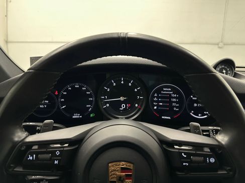 Used 2020 Porsche 911 Carrera image 23