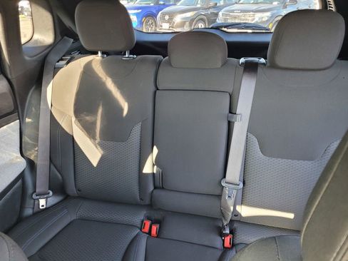 Used 2023 Jeep Compass Sport AWD/4WD image 10