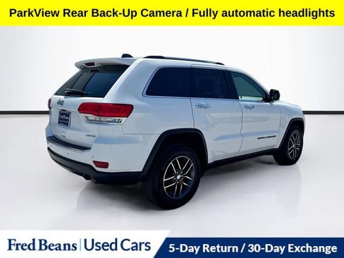 Used 2018 Jeep Grand Cherokee Limited AWD/4WD image 12