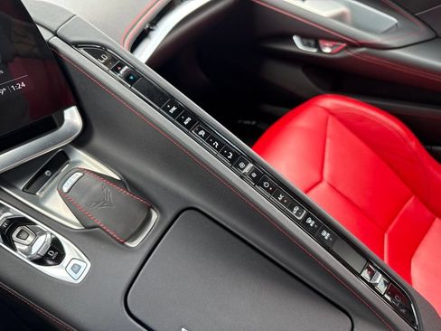 Used 2023 Chevrolet Corvette Stingray Convertible w/ Z51 Performance Package RWD image 36