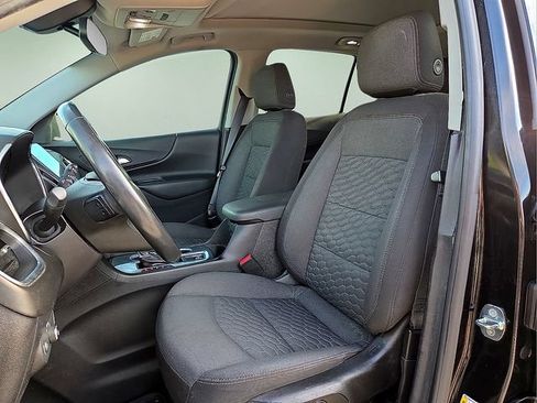 Used 2018 Chevrolet Equinox LT w/ Sun & Infotainment Package FWD image 18