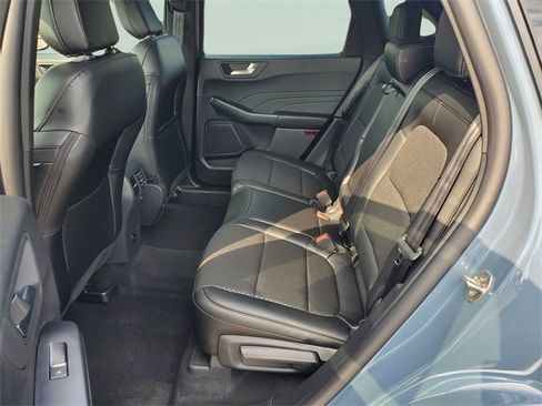 New 2025 Ford Escape SE image 35