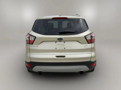 Used 2018 Ford Escape SE FWD image 5
