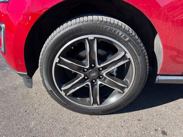 Used 2020 Ford Expedition Limited w/ Special Edition Package AWD/4WD image 8