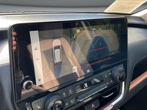 Used 2026 Toyota Grand Highlander FWD image 16