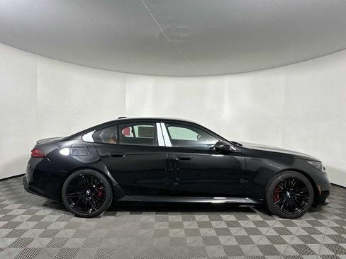 New 2026 BMW M5 w/ Carbon Package image 8