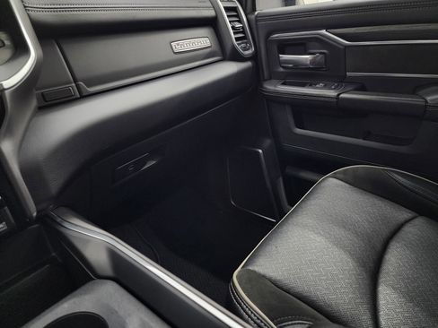 Used 2023 RAM 2500 Laramie w/ Night Edition image 15