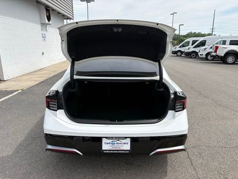 Used 2025 Hyundai Sonata SEL FWD image 35