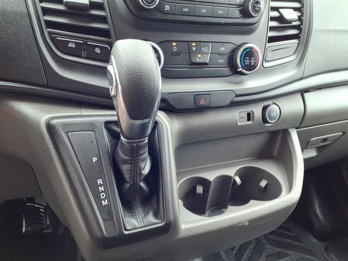 Used 2020 Ford Transit 250 Medium Roof AWD image 13