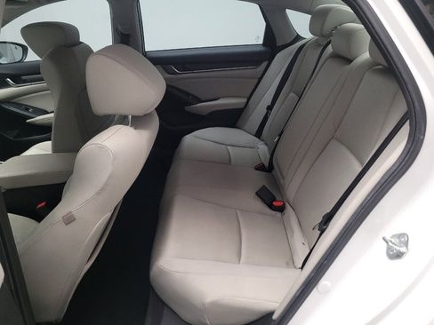 Used 2018 Honda Accord EX image 18
