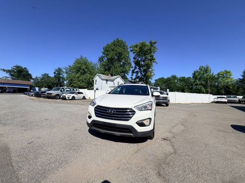 Used 2013 Hyundai Santa Fe GLS AWD/4WD image 2