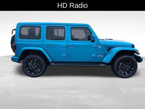Used 2024 Jeep Wrangler Unlimited Sahara w/ Technology Group image 7