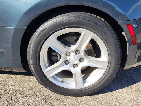 Used 2019 Chevrolet Camaro LT image 29