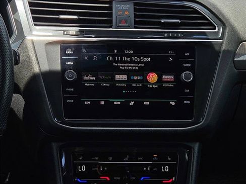 Used 2023 Volkswagen Tiguan SE R-Line FWD image 12