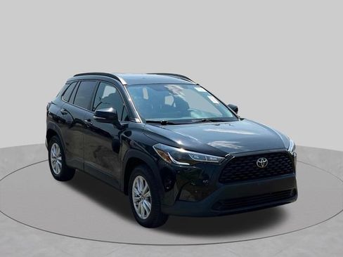 Used 2022 Toyota Corolla Cross LE w/ Moonroof Package AWD/4WD image 1