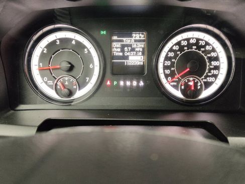 Used 2021 RAM 1500 Classic SLT RWD image 23