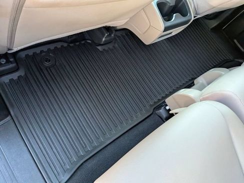 Certified 2023 Honda Odyssey Touring image 34